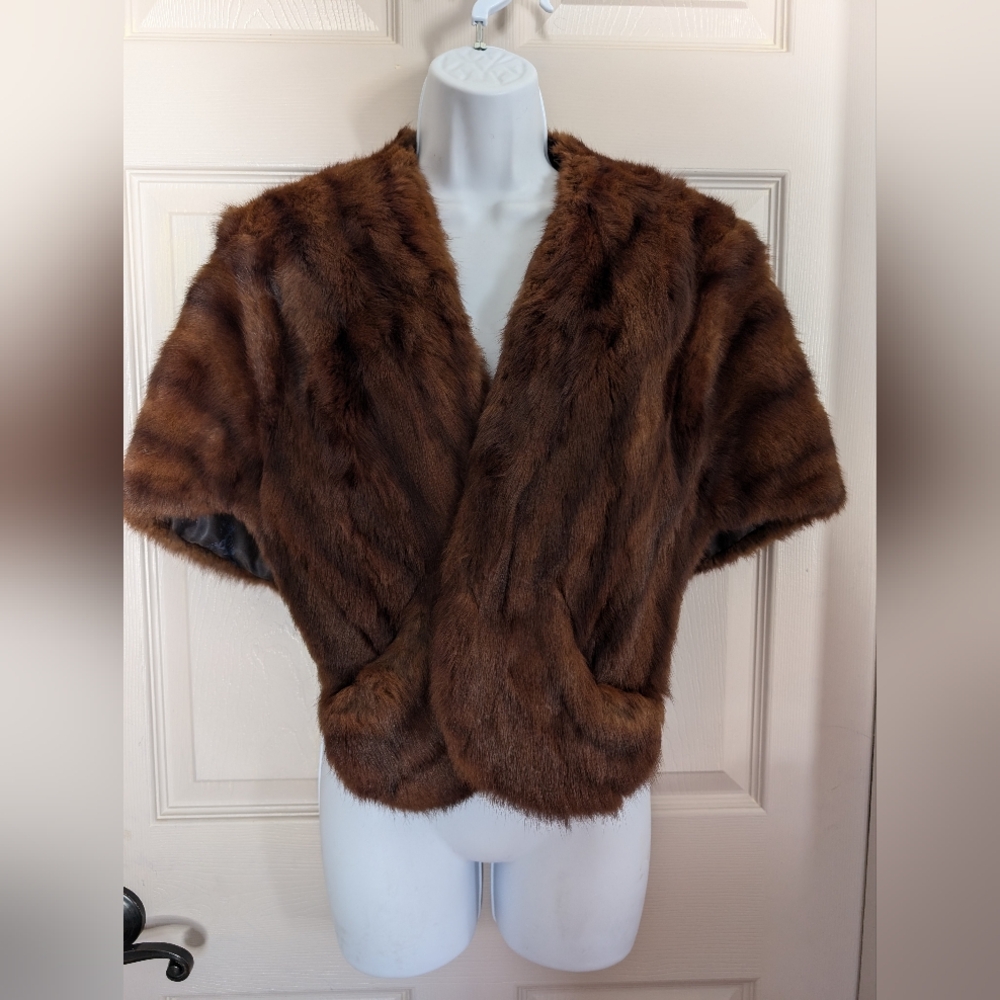 Elegant Vintage Brown Mink Fur Shawl